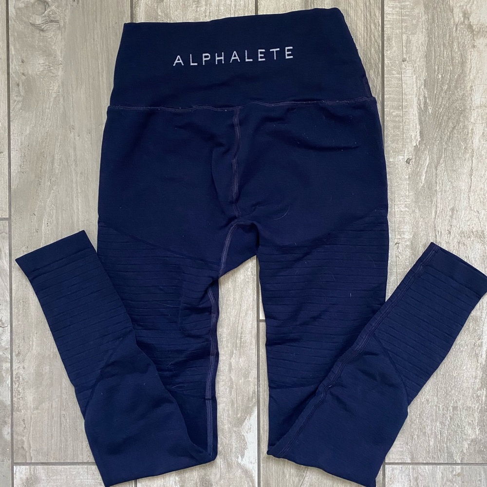 Dark blue alphalete leggings